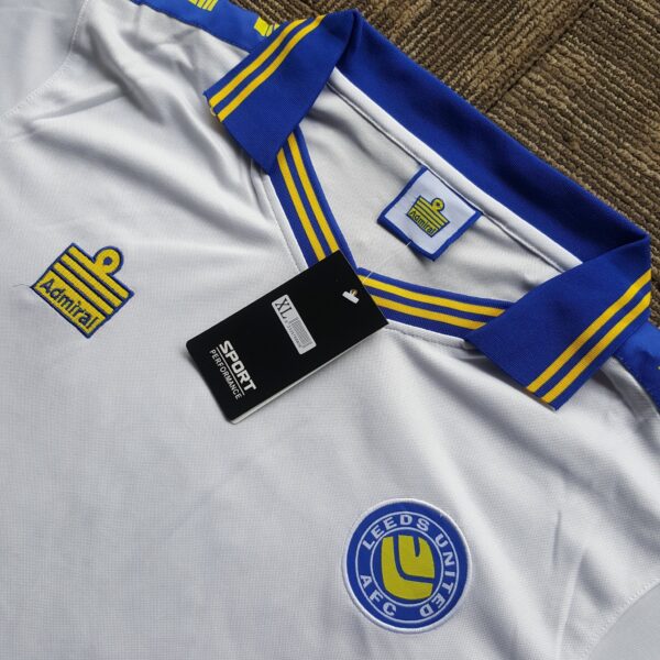 Leeds United 1976/1977 Home Kit
