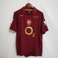 Arsenal 2005/2006 Home Kit