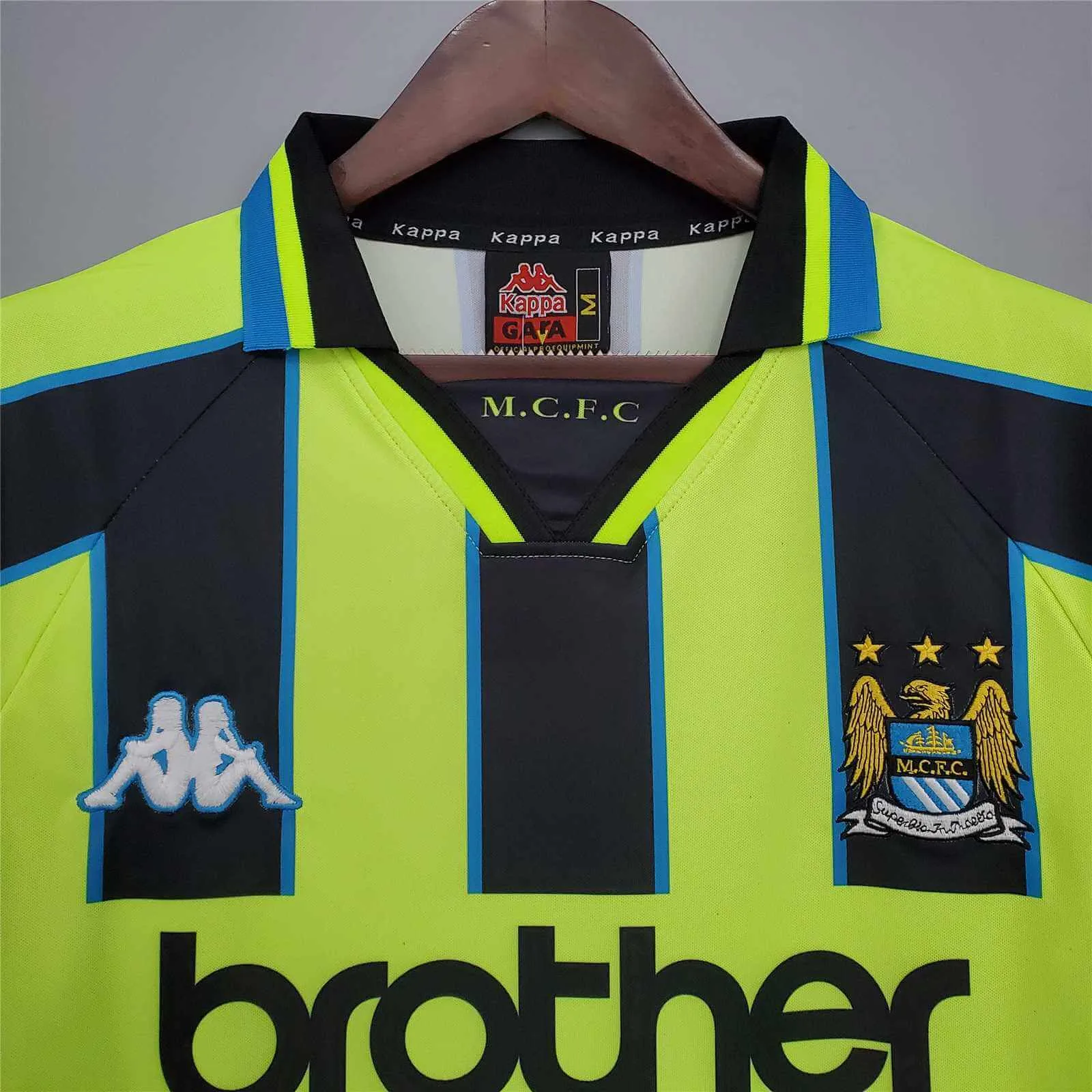 The Retro Kit | Manchester City 1998/1999 Away Kit