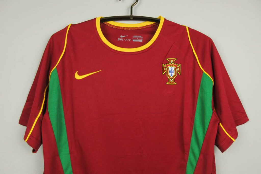 The Retro Kit | Portugal - 2002 Home Kit