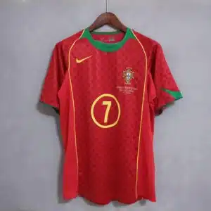 Portugal - 2004 Home red kit