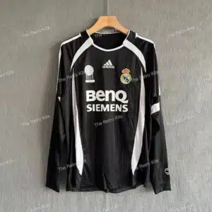 Real Madrid 2006/2007 Away Kit - Long Sleeve