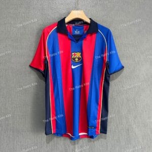FC Barcelona 2001/2002 home Kit