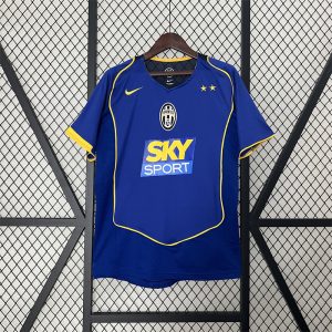 Juventus FC 2004/2005 Third Kit
