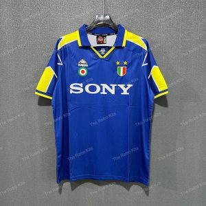 Juventus FC 1996/1997 Away Kit