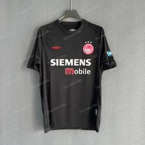 Olympiacos Piraeus 2004/2005 Away Kit