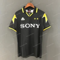 Juventus FC 1995/1996 Third Kit