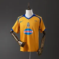 Juventus FC 2005/2006 Third Kit